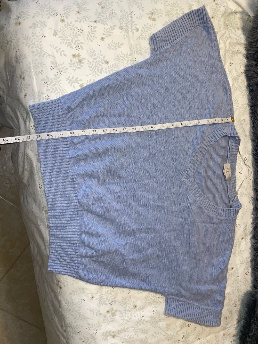 LOFT Light Blue V-Neck Short Sleeve Sweater - Picture 7 of 8